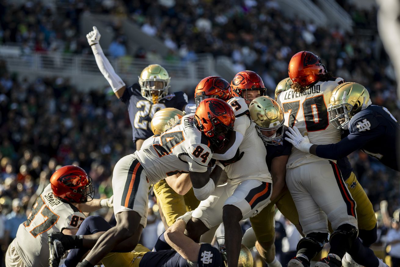 NCAA Football: Sun Bowl-Oregon State at Notre Dame