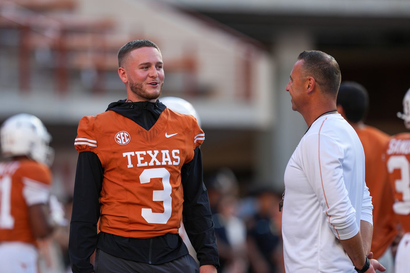 NCAA Football: UL Monroe at Texas