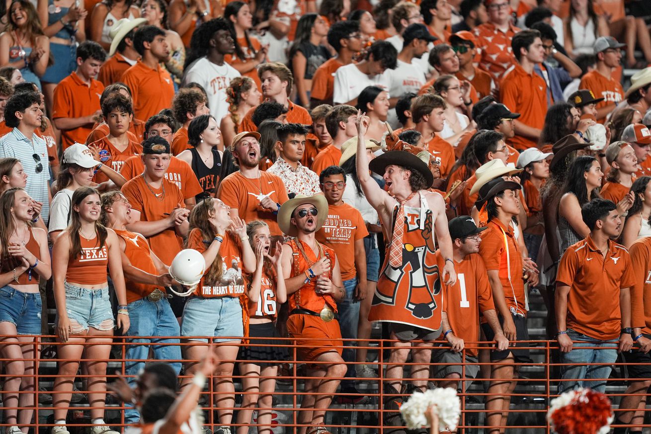 NCAA Football: UL Monroe at Texas