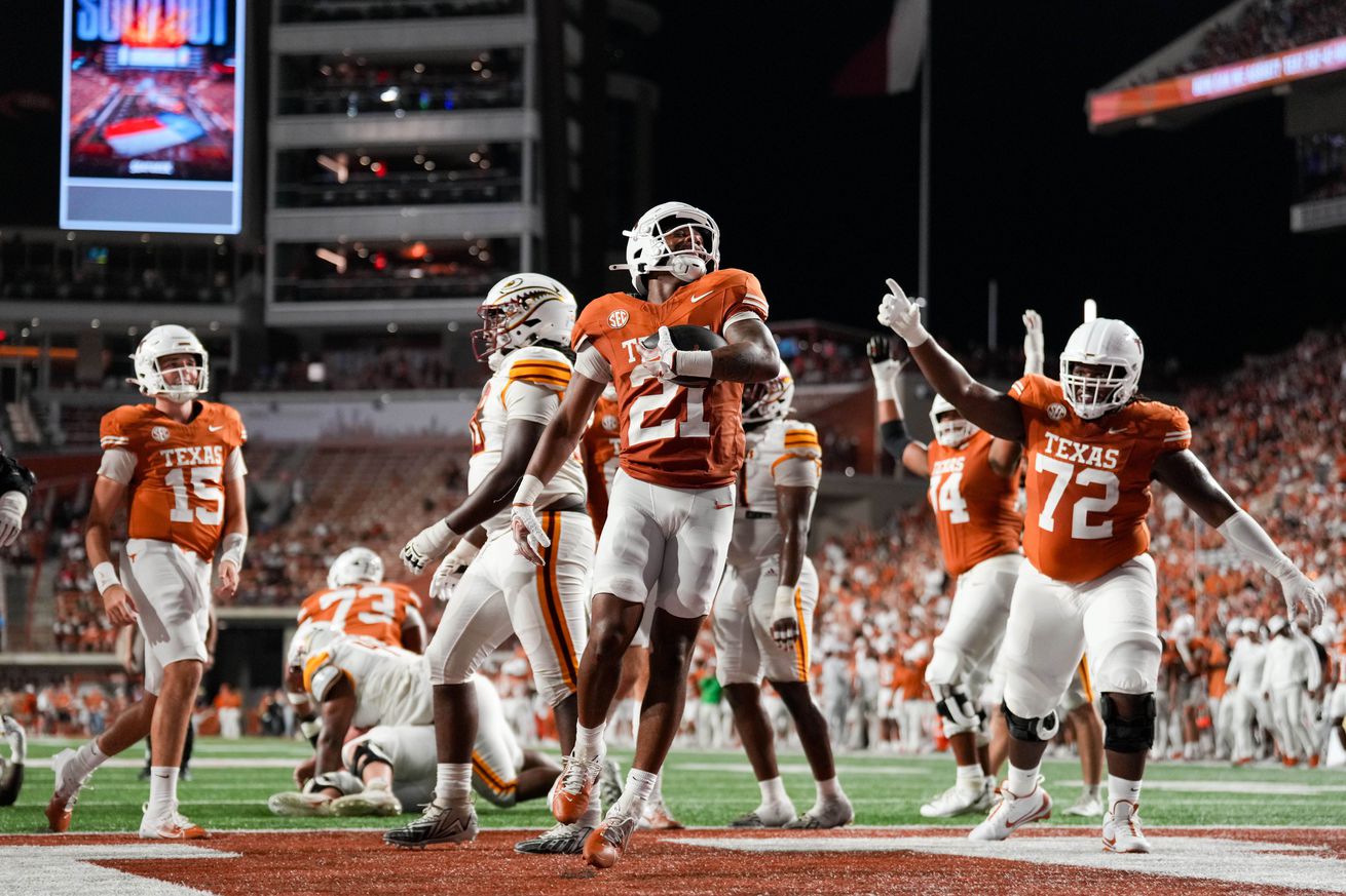 NCAA Football: UL Monroe at Texas