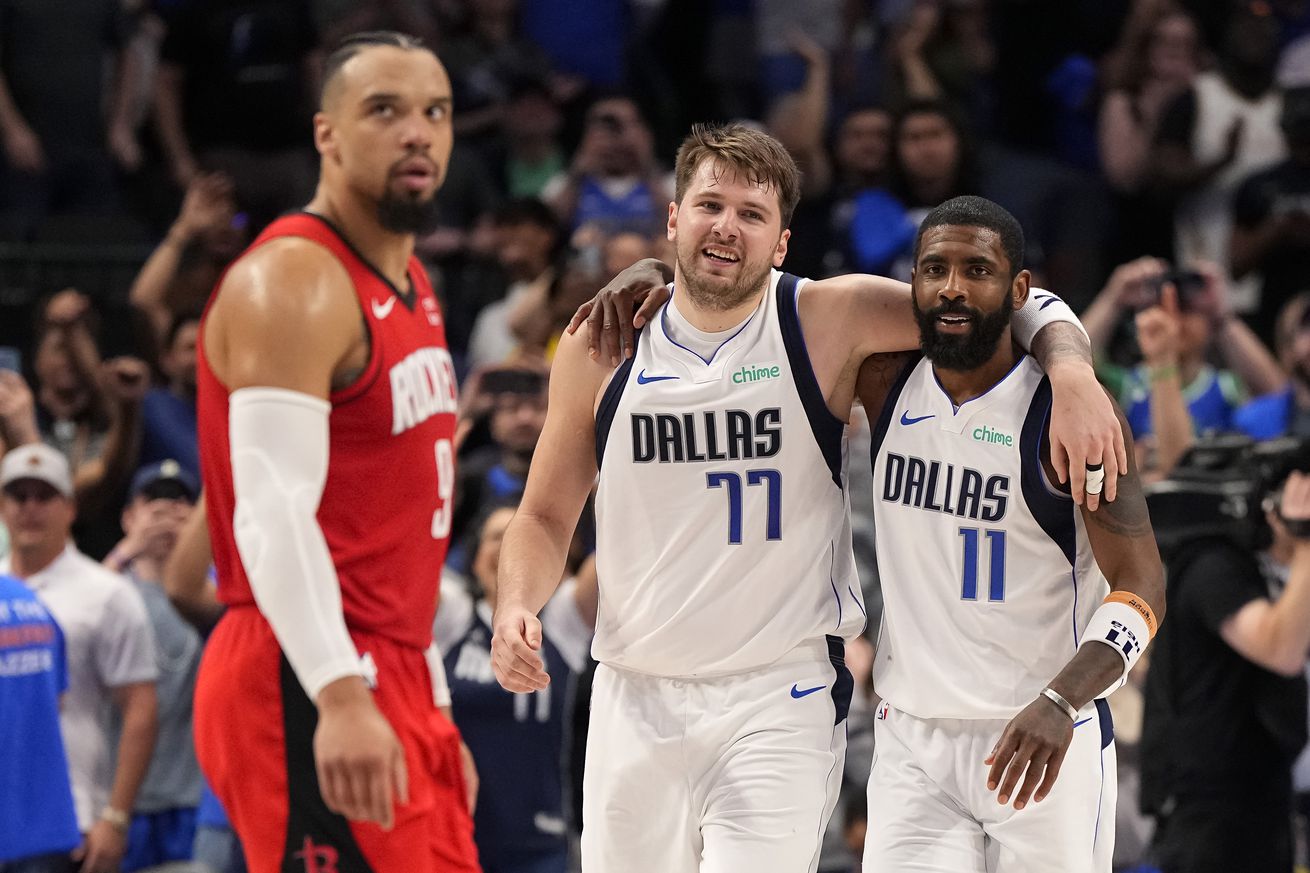 Houston Rockets v Dallas Mavericks