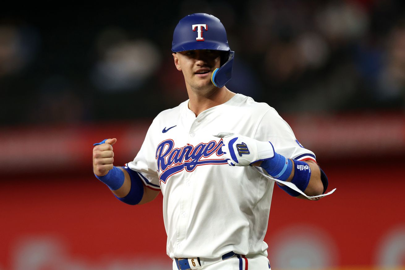 Los Angeles Angels v Texas Rangers