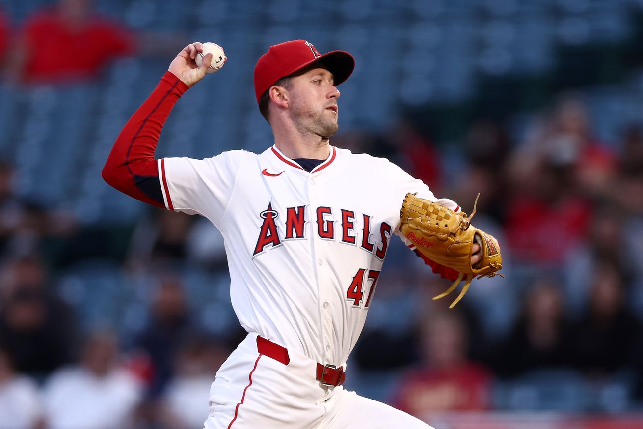 Chicago White Sox v Los Angeles Angels