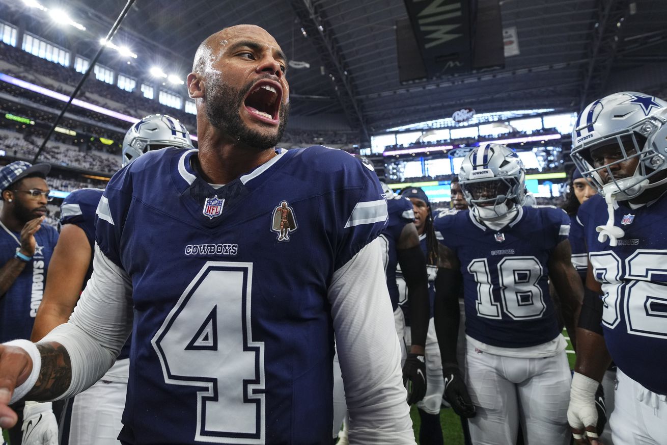 Detroit Lions v Dallas Cowboys