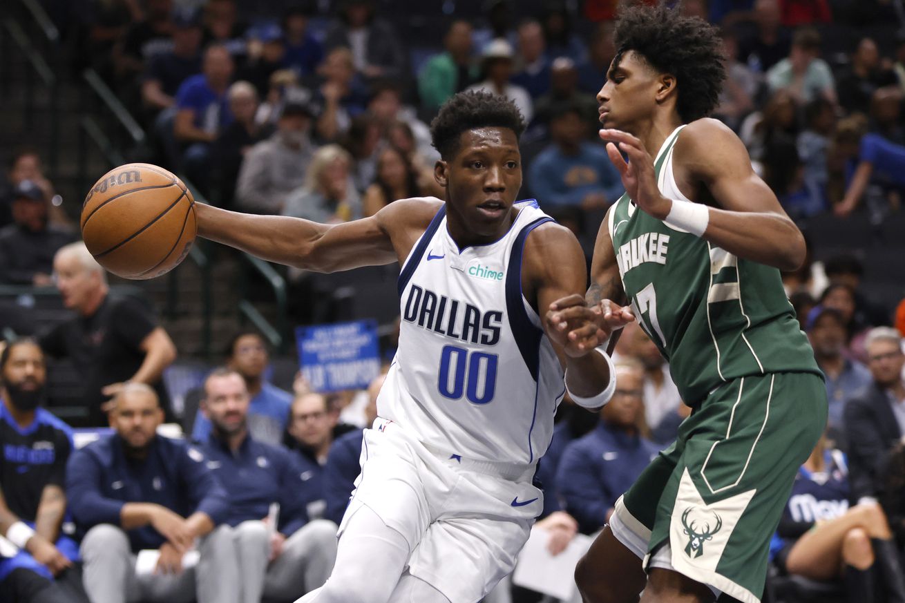 Milwaukee Bucks v Dallas Mavericks