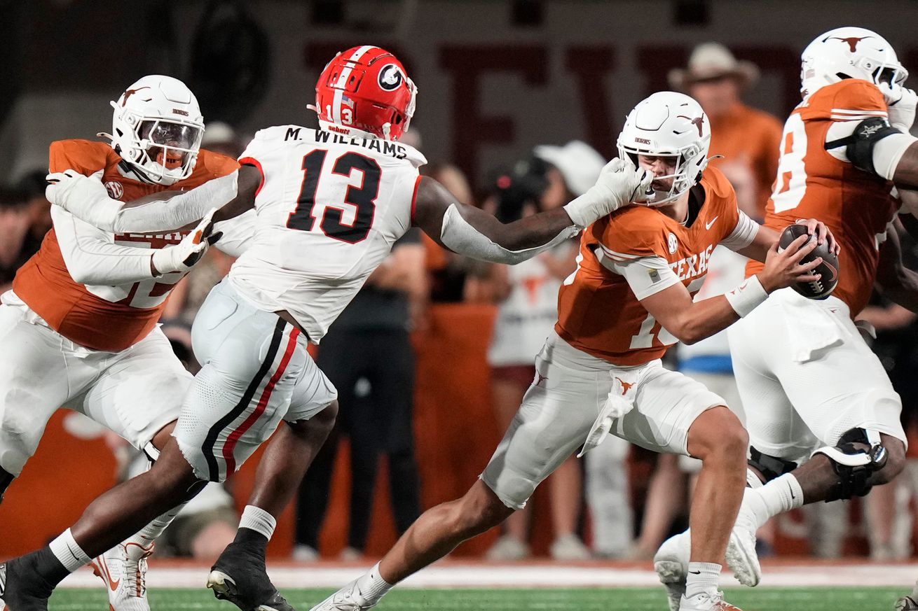 NCAA Football: Georgia at Texas