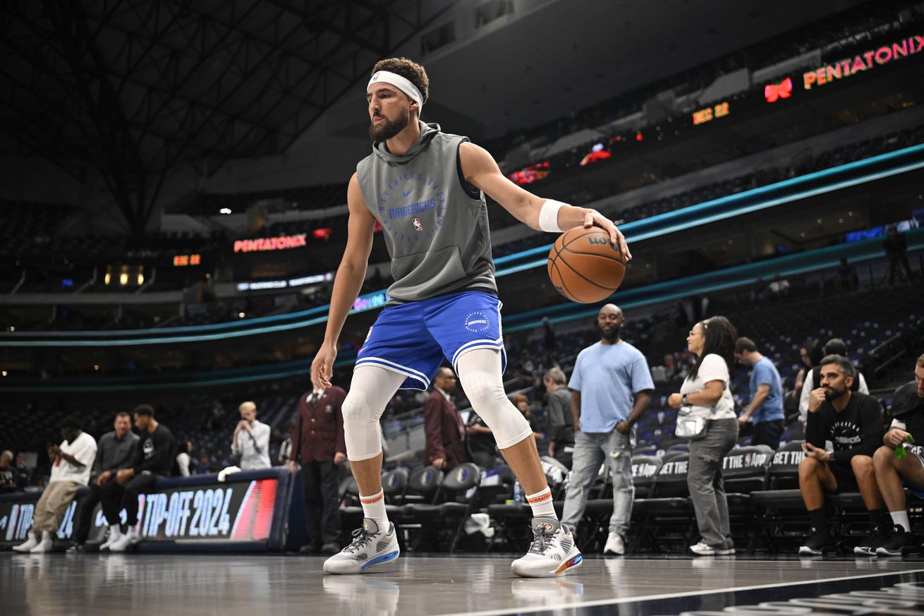 NBA: San Antonio Spurs at Dallas Mavericks