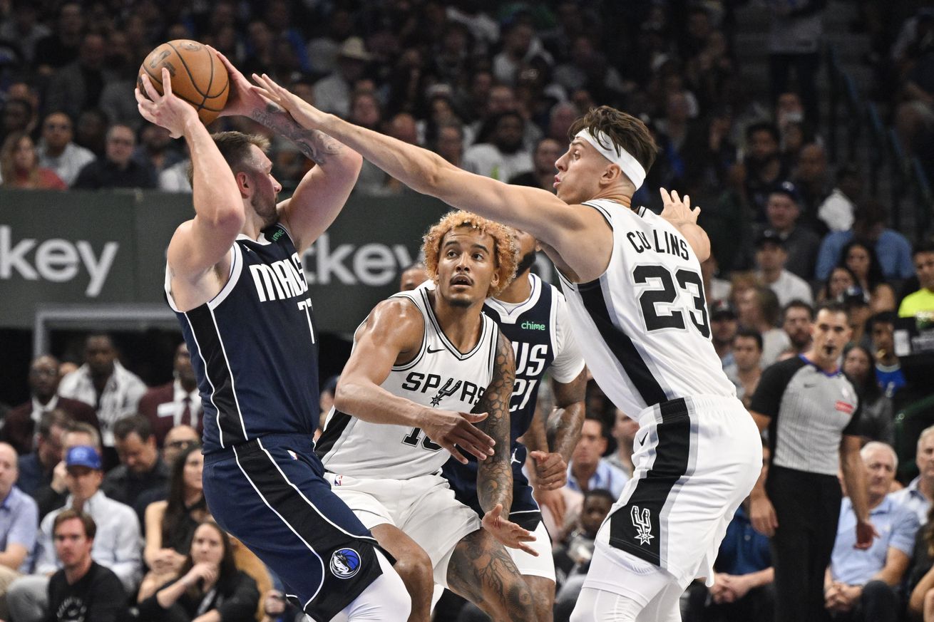 NBA: San Antonio Spurs at Dallas Mavericks