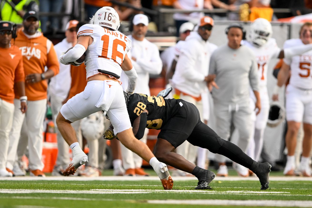 NCAA Football: Texas at Vanderbilt