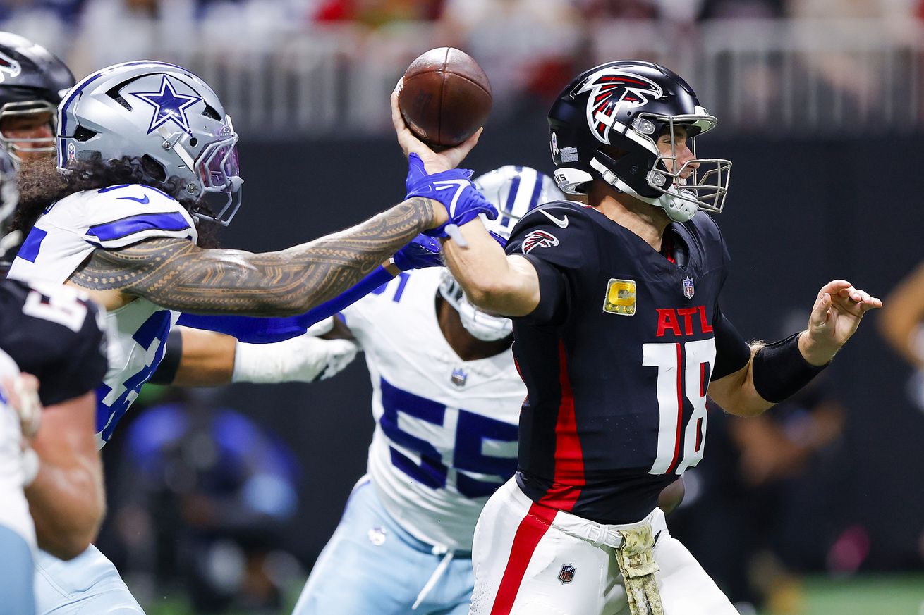 Dallas Cowboys v Atlanta Falcons