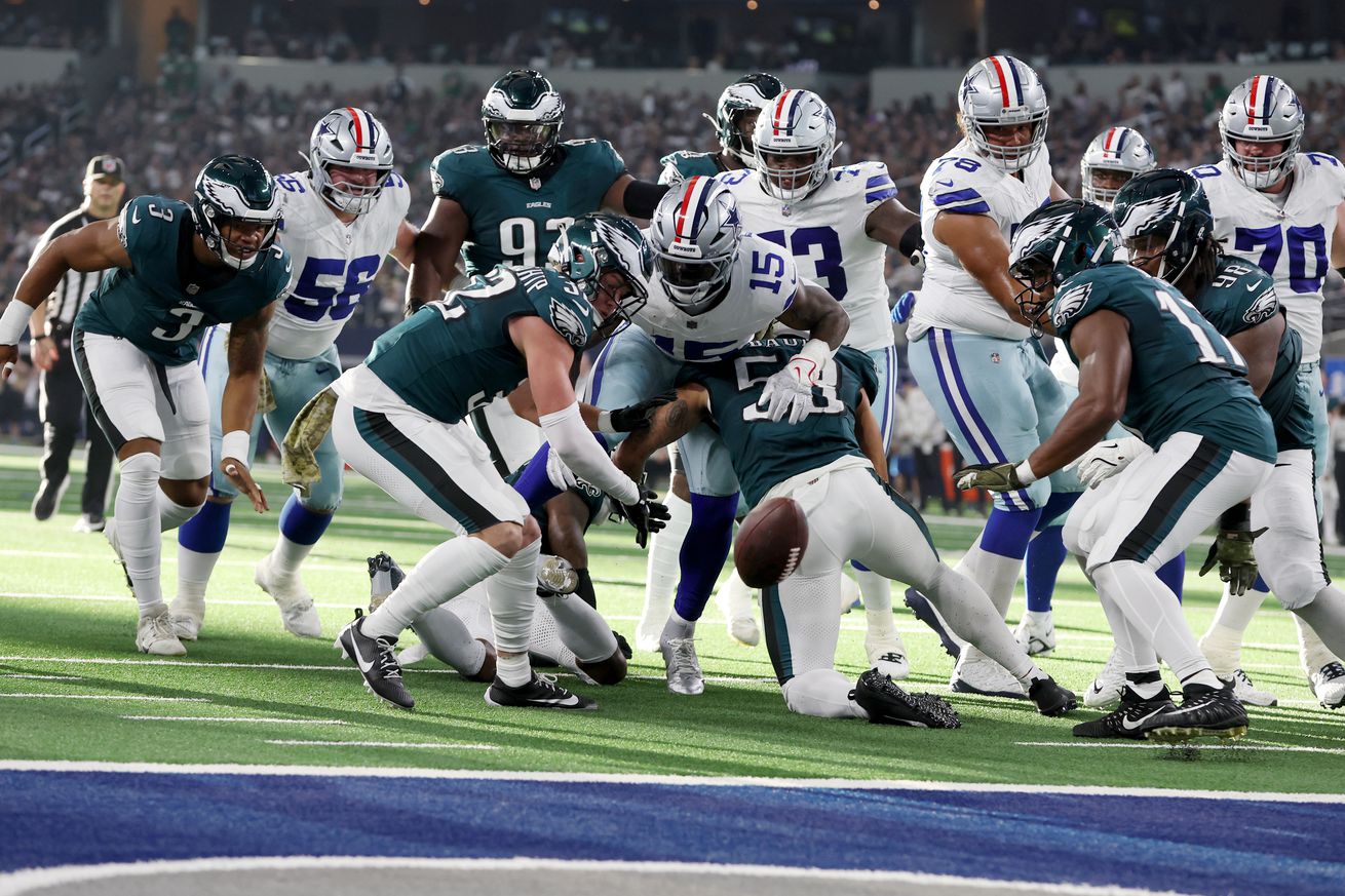 NFL: Philadelphia Eagles at Dallas Cowboys