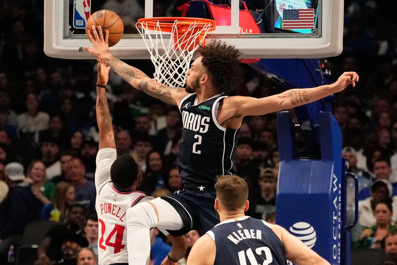 NBA: Los Angeles Clippers at Dallas Mavericks