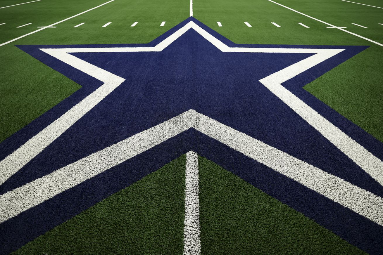 New York Giants v Dallas Cowboys