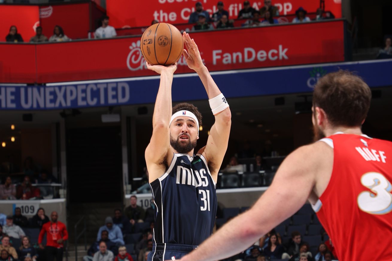 Dallas Mavericks v Memphis Grizzlies