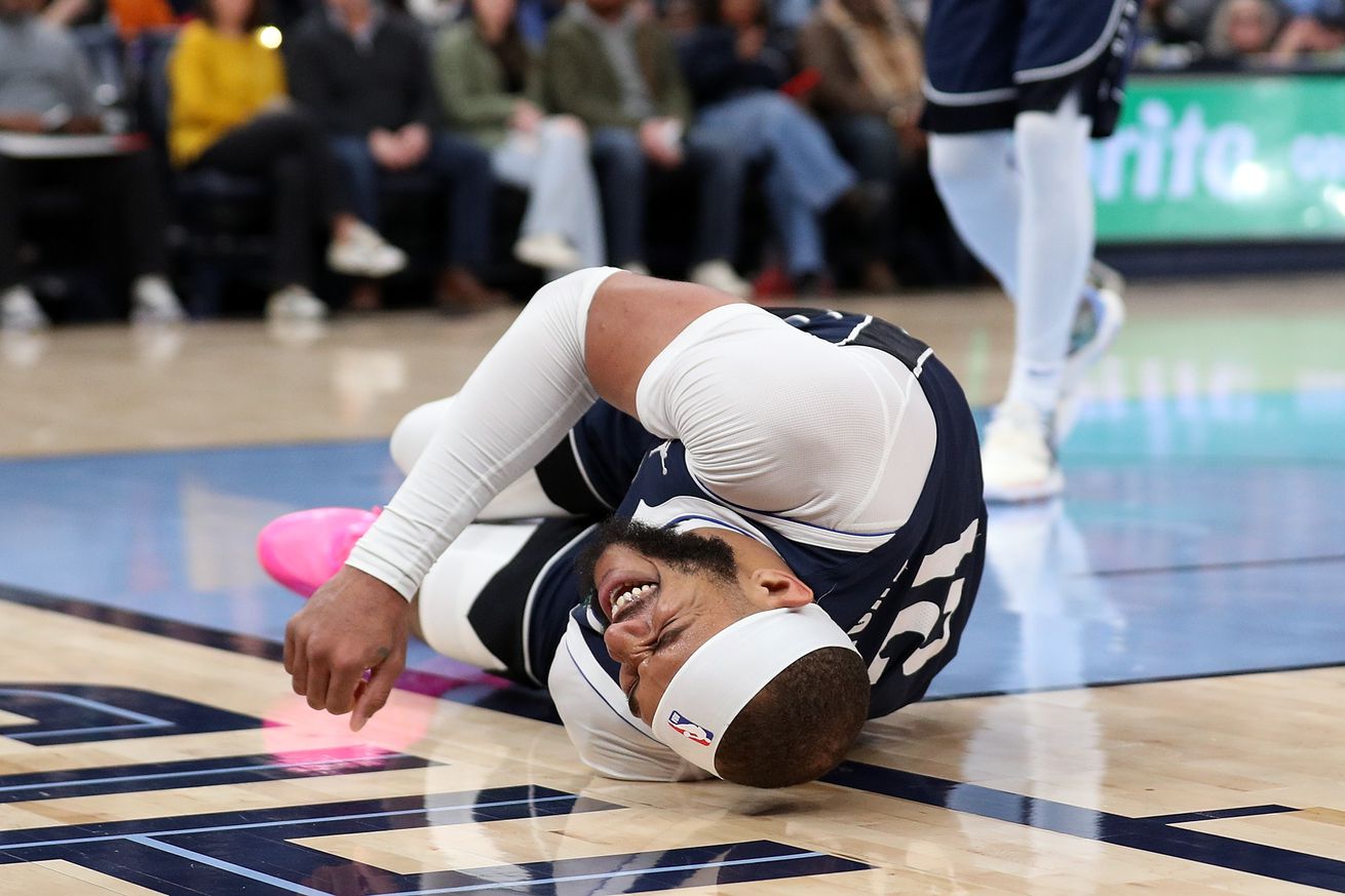 Dallas Mavericks v Memphis Grizzlies