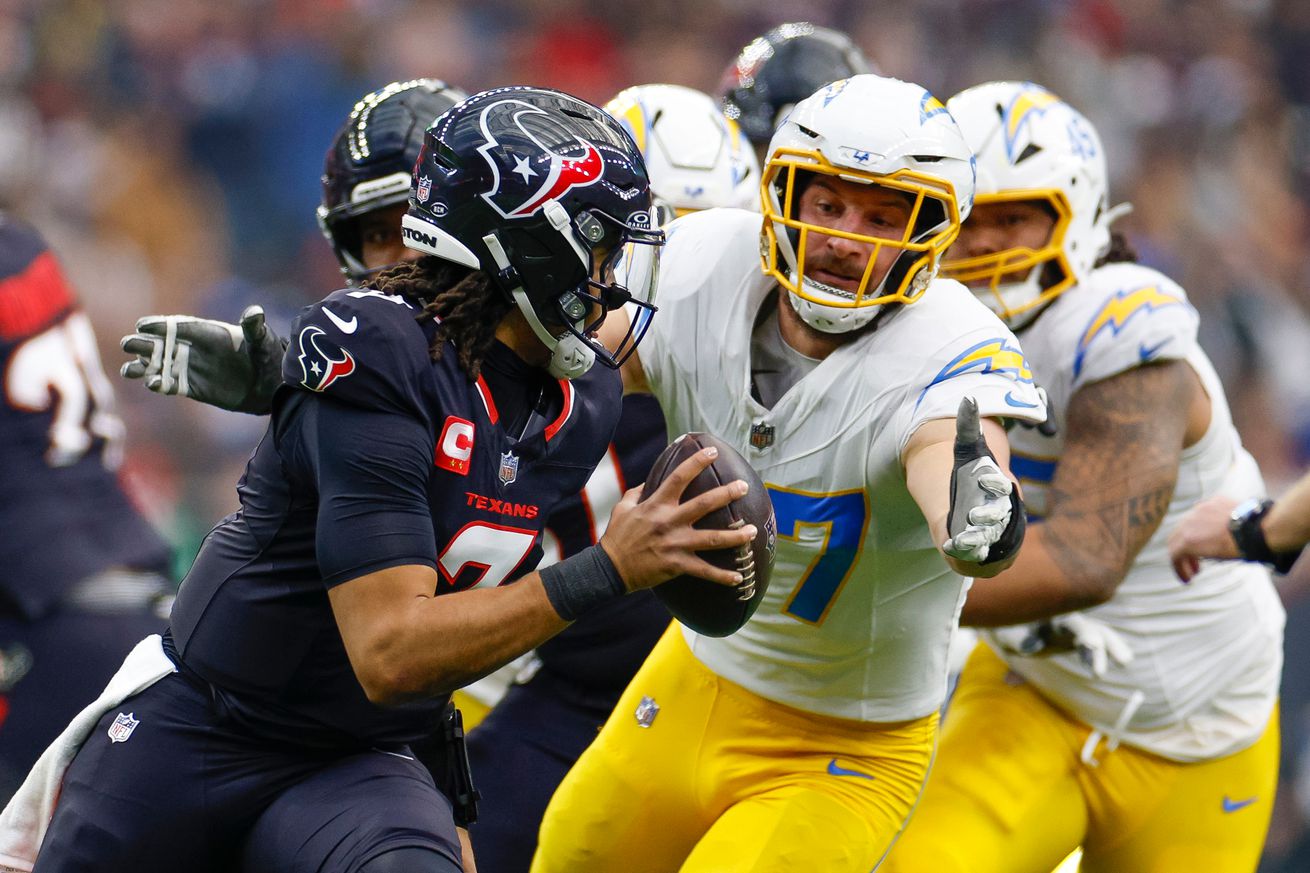 AFC Wild Card Playoffs: Los Angeles Chargers v Houston Texans