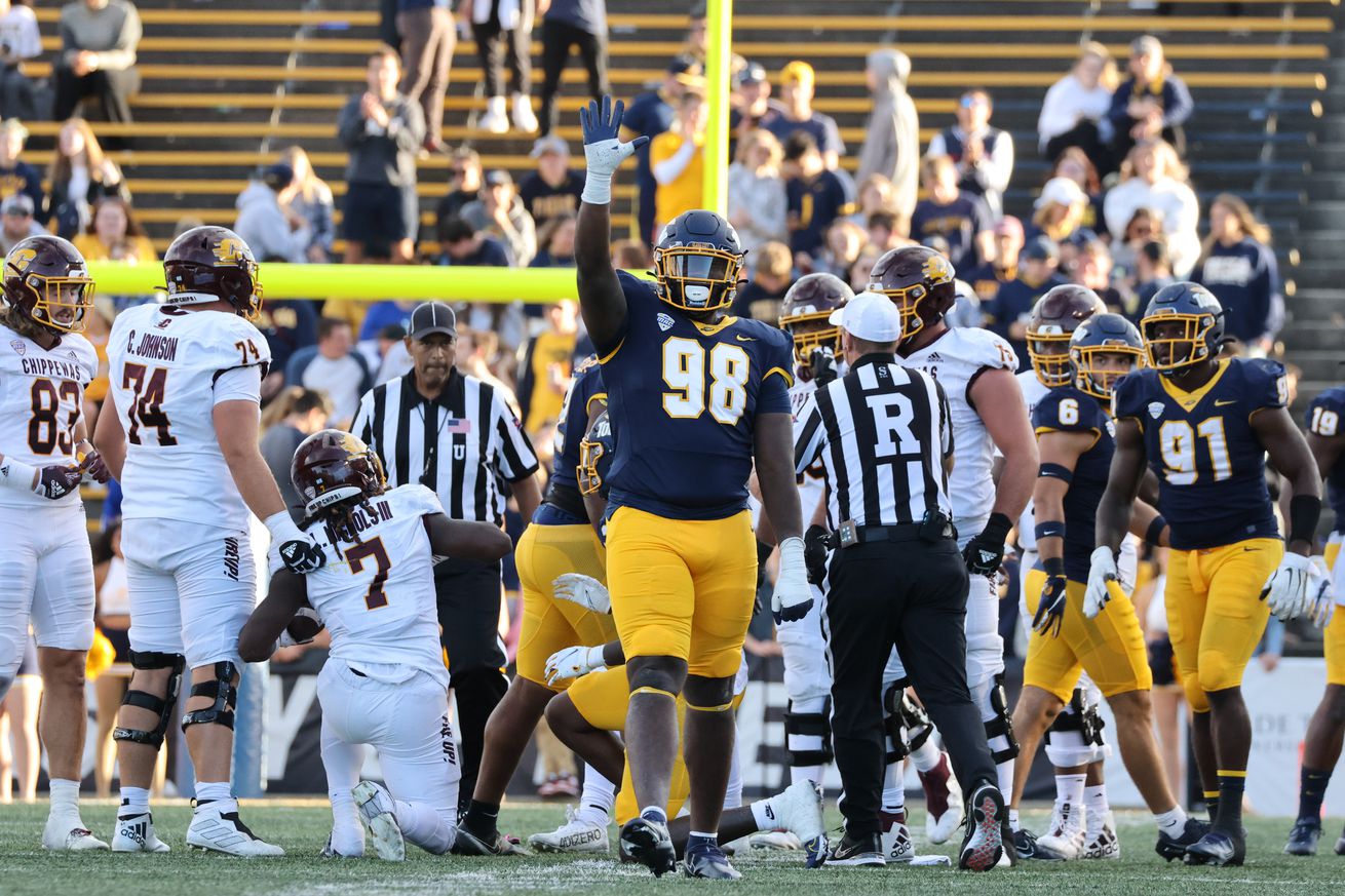 COLLEGE FOOTBALL: OCT 01 Central Michigan at Toledo