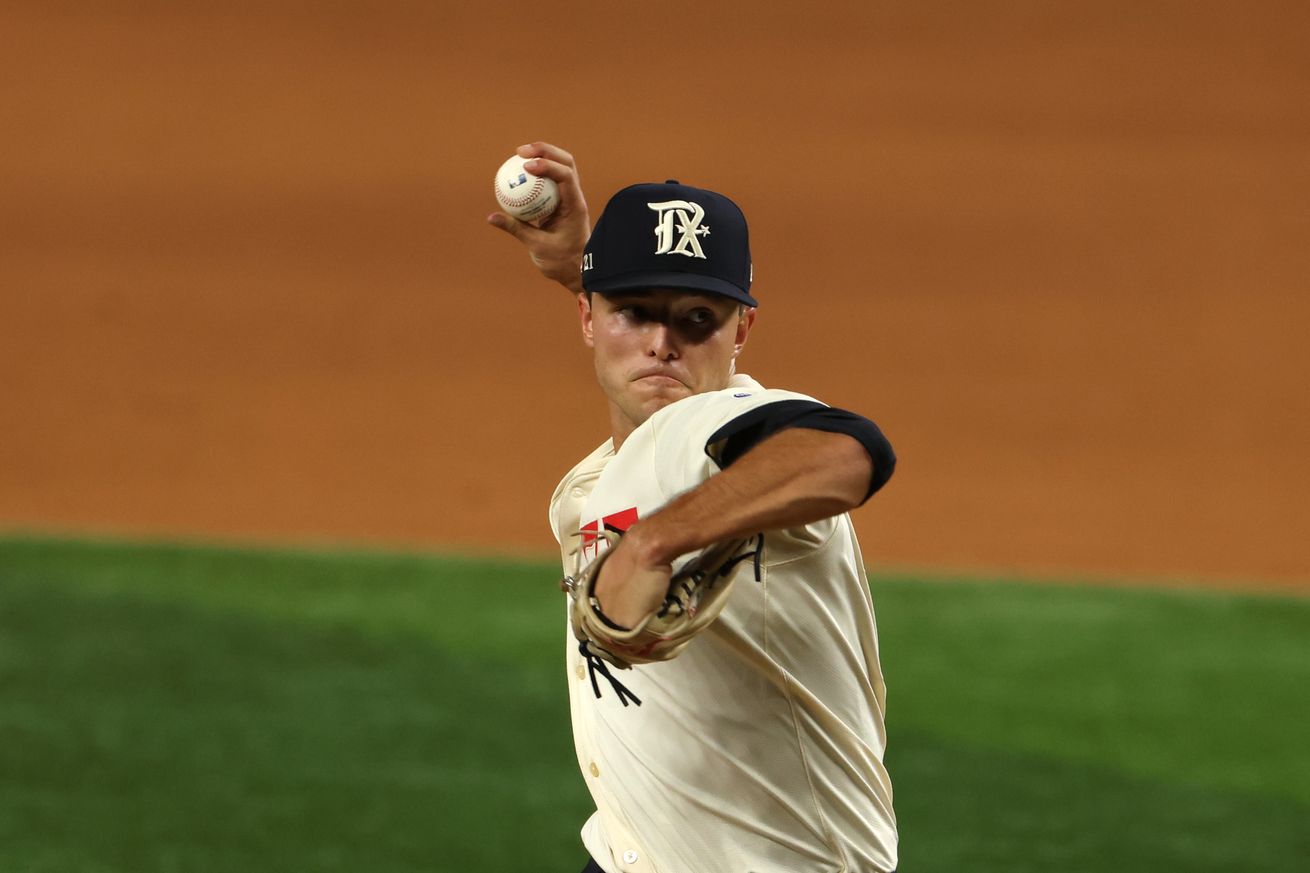 Seattle Mariners v Texas Rangers