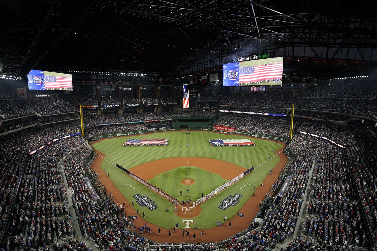 World Series - Arizona Diamondbacks v Texas Rangers - Game One